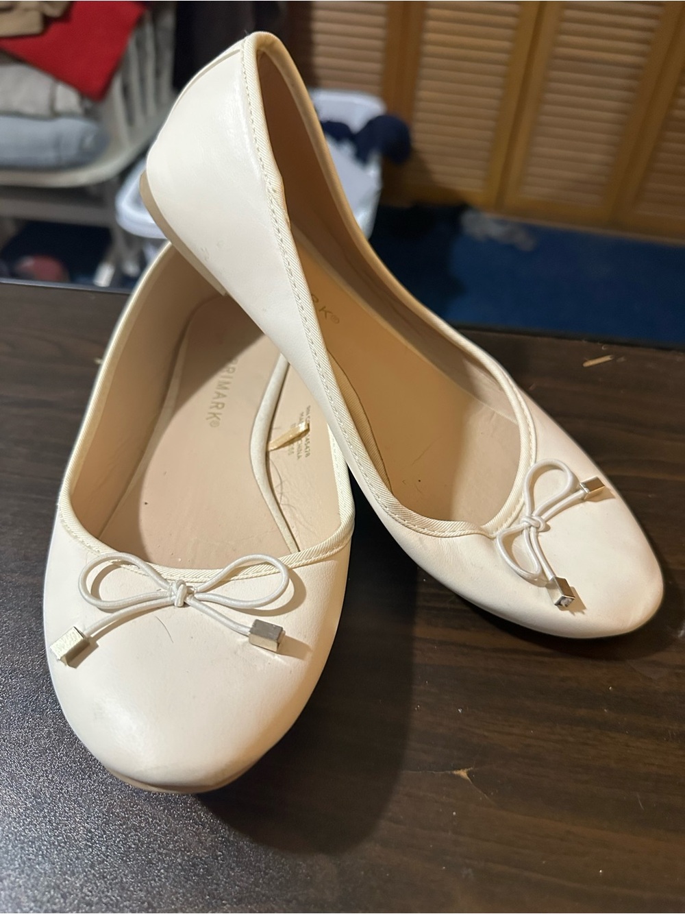 Primark Cream Ballet Flats with Bow and Metal Tips